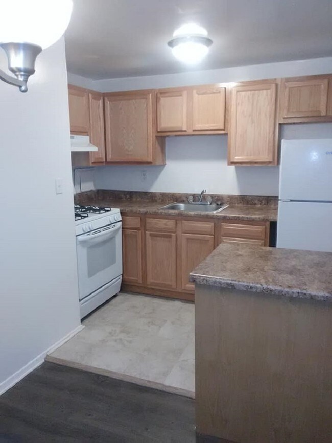 The Grand Hampton At Langley Apartments 611 Michigan Dr Hampton, VA