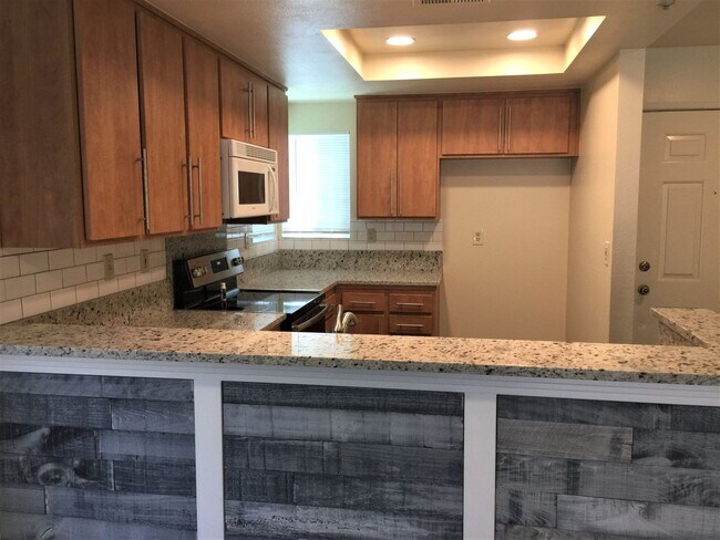Building Photo - Upgraded Two-Story townhouse in Spring Val...