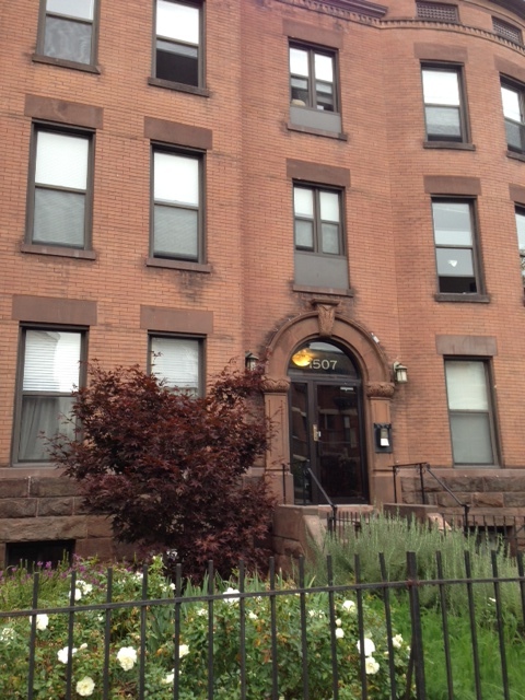 Foto del edificio - 1507 Park Rd NW