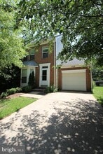 Building Photo - 12058 Edgemere Cir