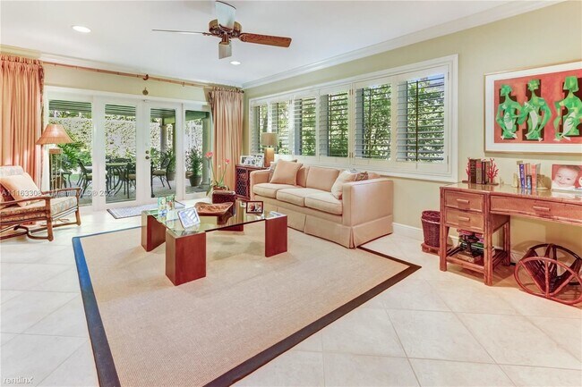 Foto del edificio - 4 br, 3 bath House - 907 Valencia Ave