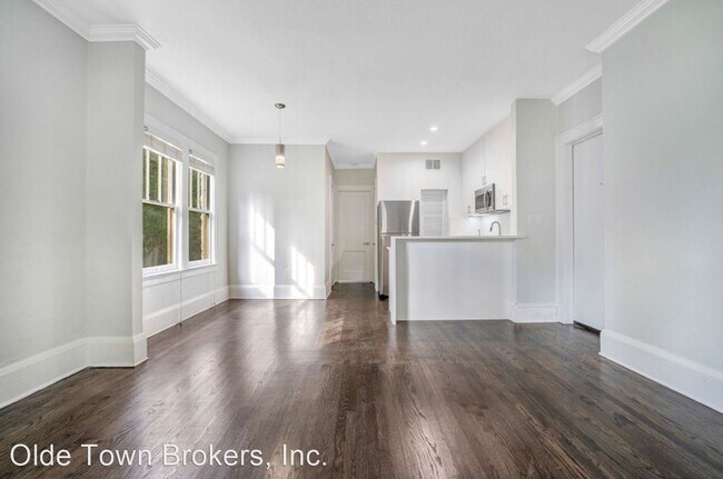1 br, 1 bath House - 613 E. Ridgewood Stre... photo'