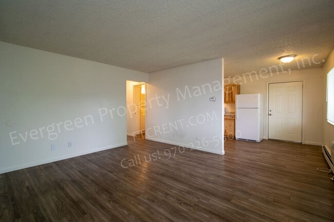 Foto del edificio - 2916-2924 Glendale Dr