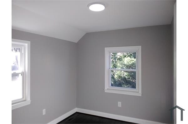 Foto del edificio - 3 Bedroom with Finished Basement