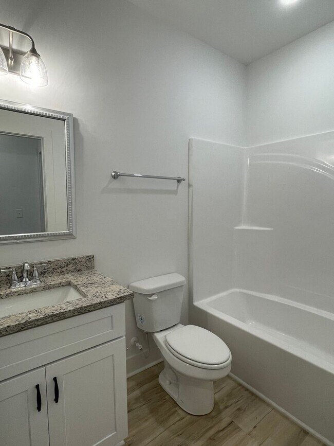 Foto del edificio - 2BR TWIN HOME IN OPELIKA