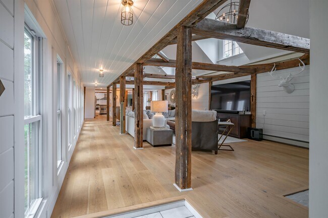 Foto del edificio - 4 Wheat Ln