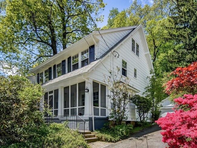 Side View - 376 Highland Ave