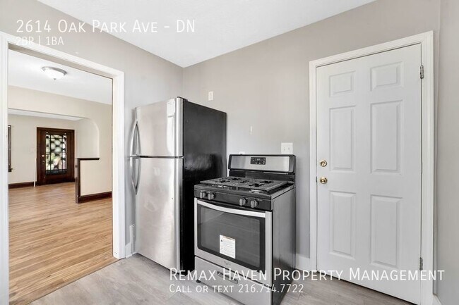 Building Photo - 2614 Oakpark DN, Cleveland - Charming Old ...