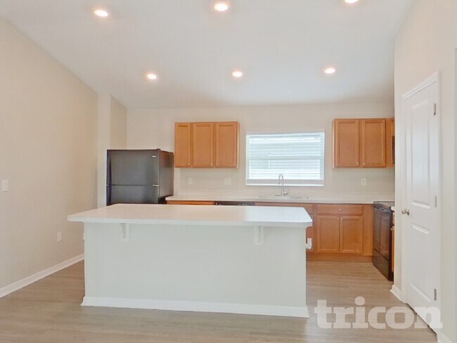 Foto del edificio - 3170 Bethpage Loop