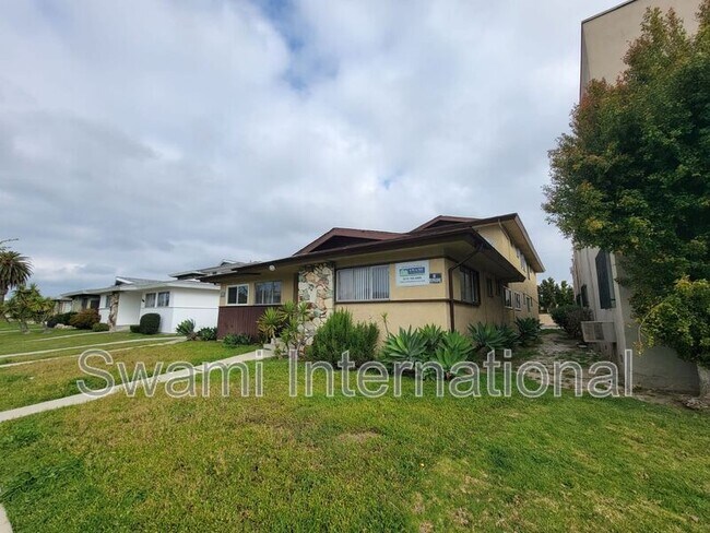 Building Photo - 2717 141st Pl