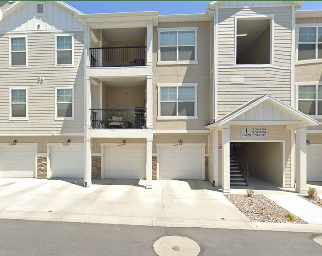 Foto del edificio - Coming Soon! 3 Bed/2 Bathroom home in Herr...