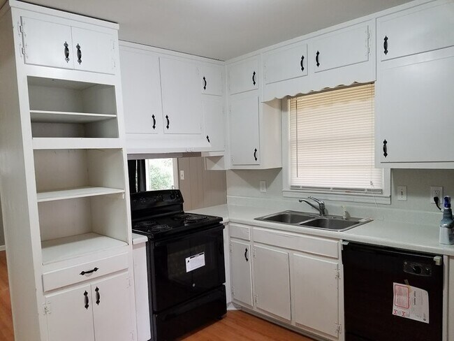 Foto del edificio - 4434 Mark Anthony Ct