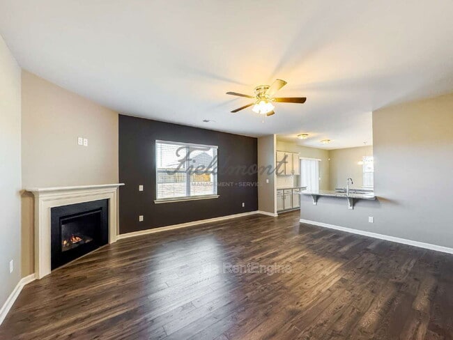 Foto del edificio - 322 Gammon Ln