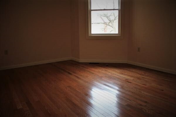 Foto del edificio - 1358 Indianola Ave