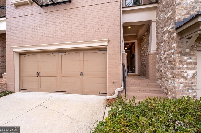 Foto del edificio - 6445 Bennington Bluff Ct