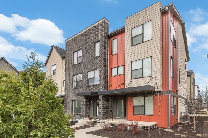 Primary Photo - Townhome in Downtown Indy