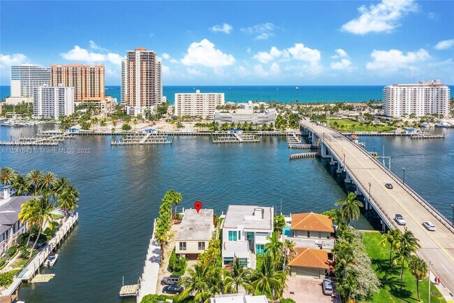 Building Photo - 200 Plaza Las Olas