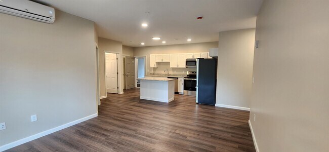 Foto del edificio - 217 Rockingham Rd