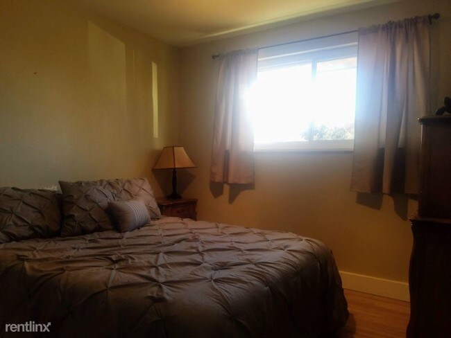 Foto del edificio - 2 br, 1 bath House - 6143 Lewis Ct