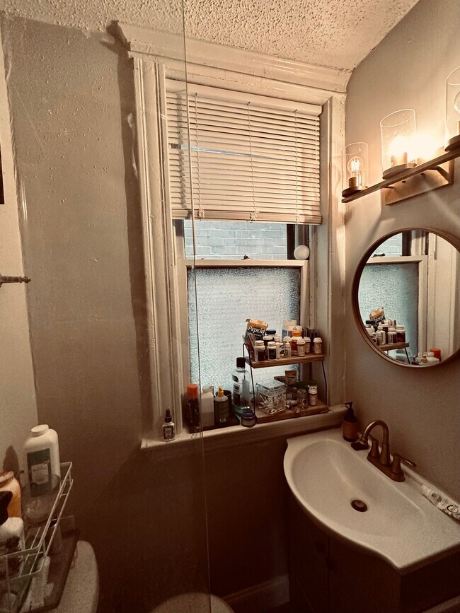 Foto del edificio - 4126 Shaw Blvd