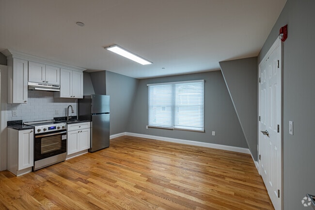 Studio - Unit 3 - Kitchen, Living Room, Bedroom - 57 Peters Place