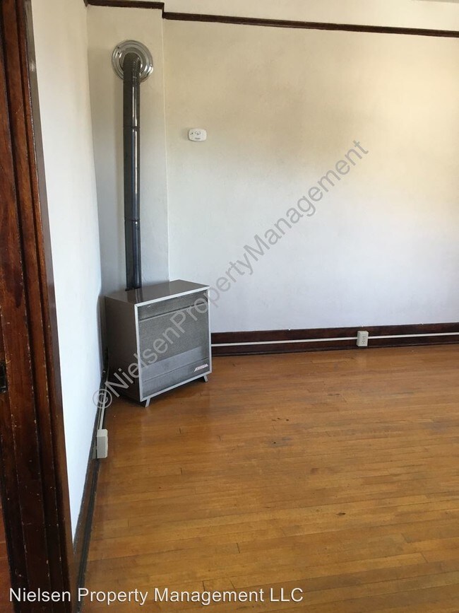 Foto del edificio - 963 Lewisohn St