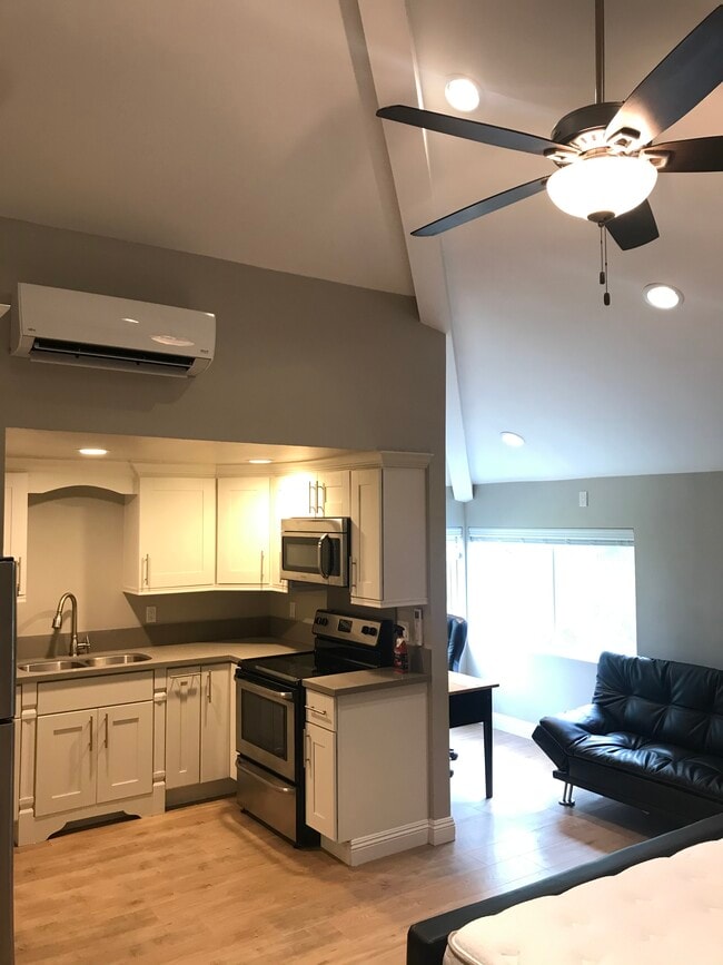 23531 Avenida La Caza, Trabuco Canyon, CA 92679 Townhome Rentals in