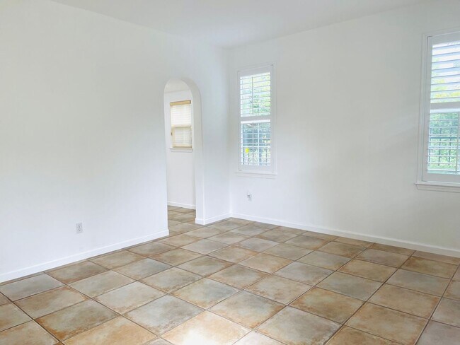 Foto del edificio - 4285 Bromley Ct
