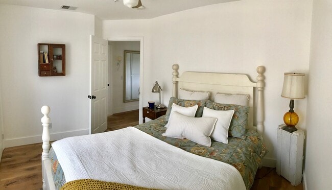 Building Photo - LOFT HOUSE, 19121-B Camino Vista Rd