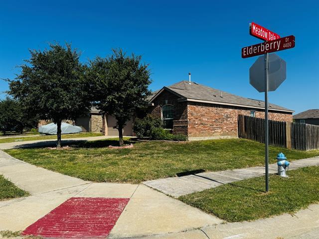 Foto del edificio - 4420 Elderberry St