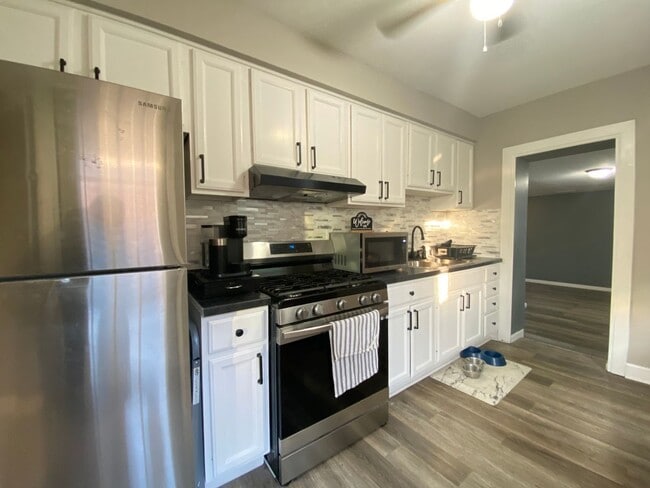 Building Photo - 3 Bedroom Home In Hammond