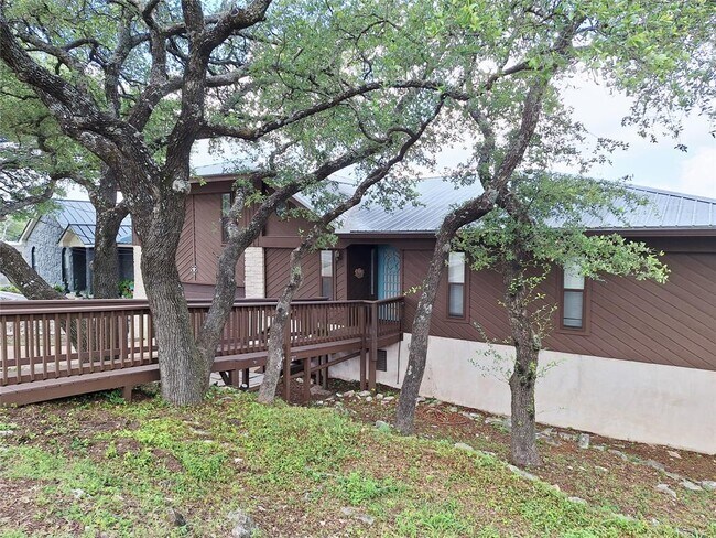 Foto del edificio - 8310 Bar K Ranch Rd