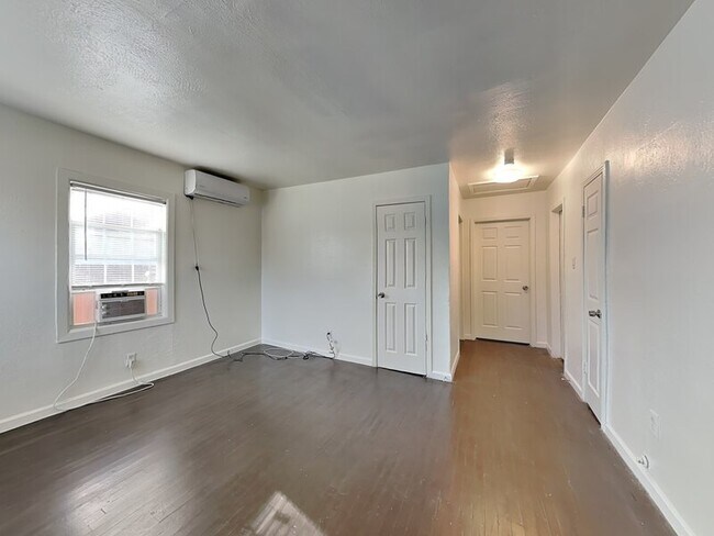 Photo - 2805 Carter St House