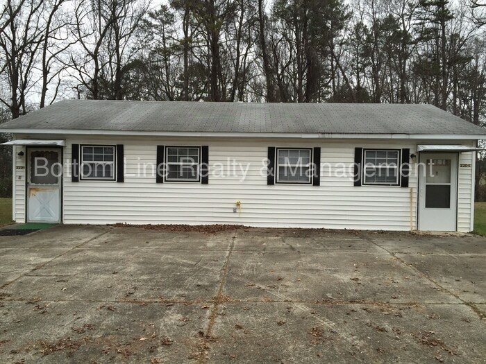 Primary Photo - 220 Morningside Rd