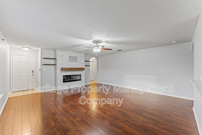 Foto del edificio - 10926 Acorn Canyon