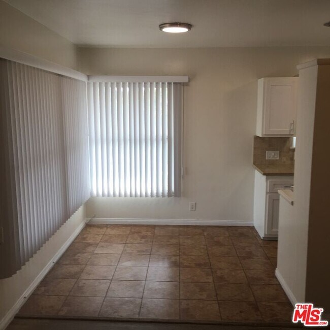 Foto del edificio - 2901 W 48th St
