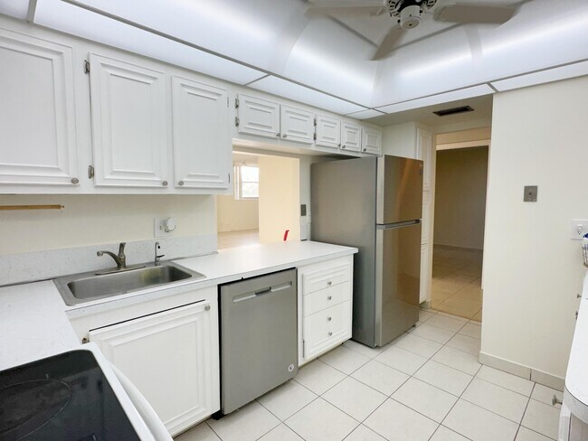 Foto del edificio - 5301 NW 2nd Ave
