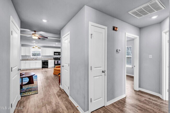 Foto del edificio - 18231 Mill Cove