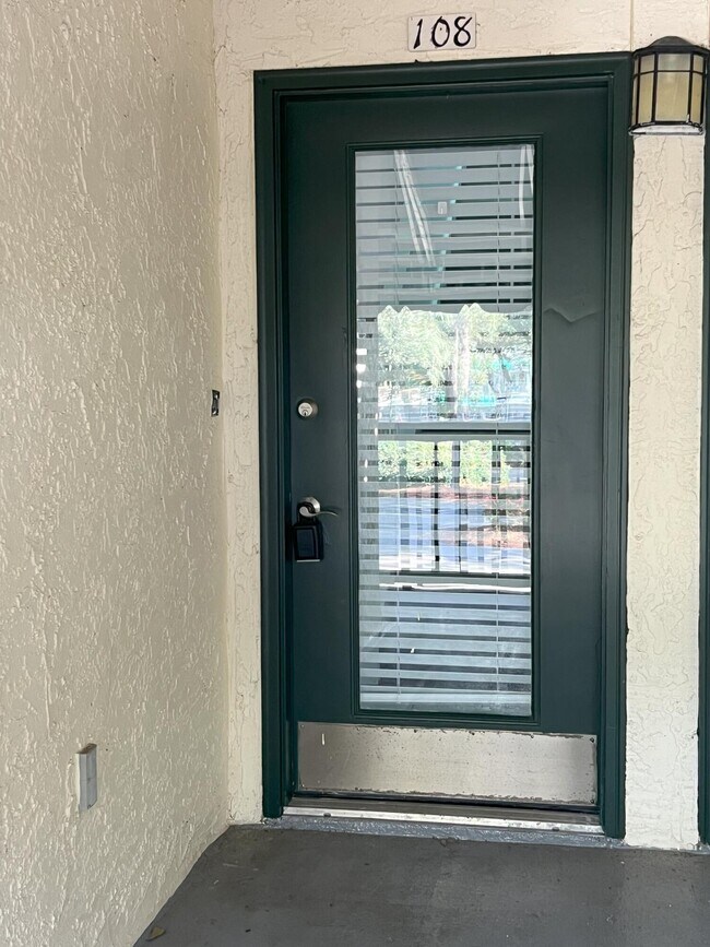 Foto del edificio - 108 Southlake Ct