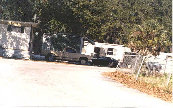 Building Photo - Oaks Mobile Home Park