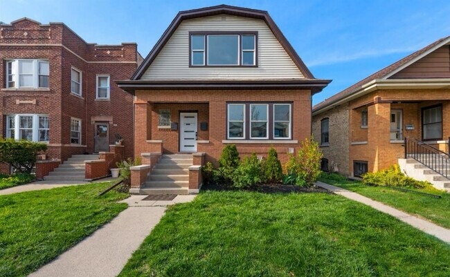 Foto del edificio - 4846 W Roscoe St