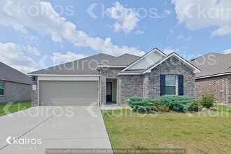 Building Photo - 405 Mango Dr