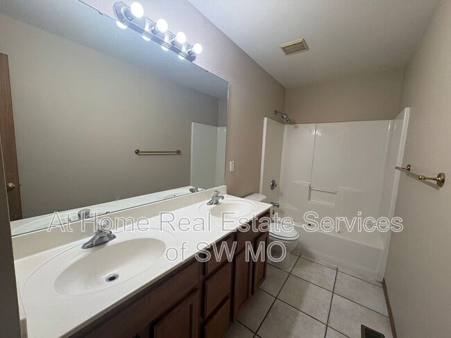 Building Photo - 1503 Frosty Dr