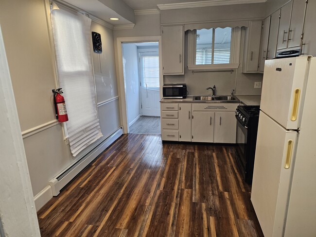 Photo - 721 W Oak St Townhome