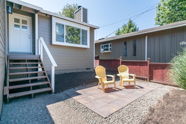 Foto del edificio - Charming Home in SW Portland