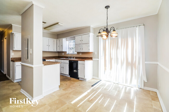 Building Photo - 10146 Morris Dr SW