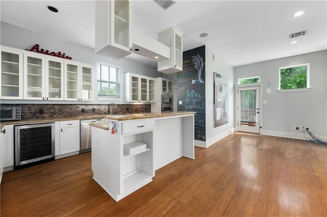 Building Photo - 2128 Sage Creek Loop