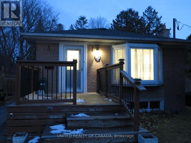 Photo du bâtiment - 45 Bayview Pkwy