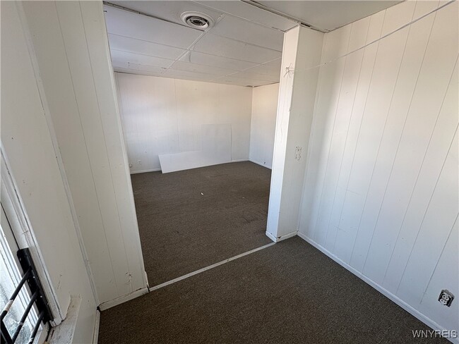 Building Photo - 2445 Bailey Ave