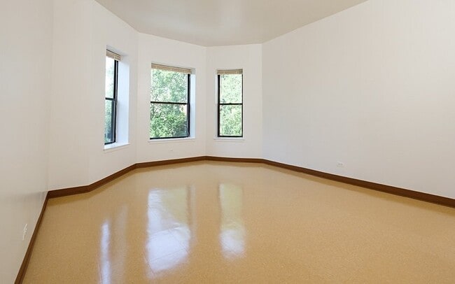 Foto del edificio - 6200 S University Ave